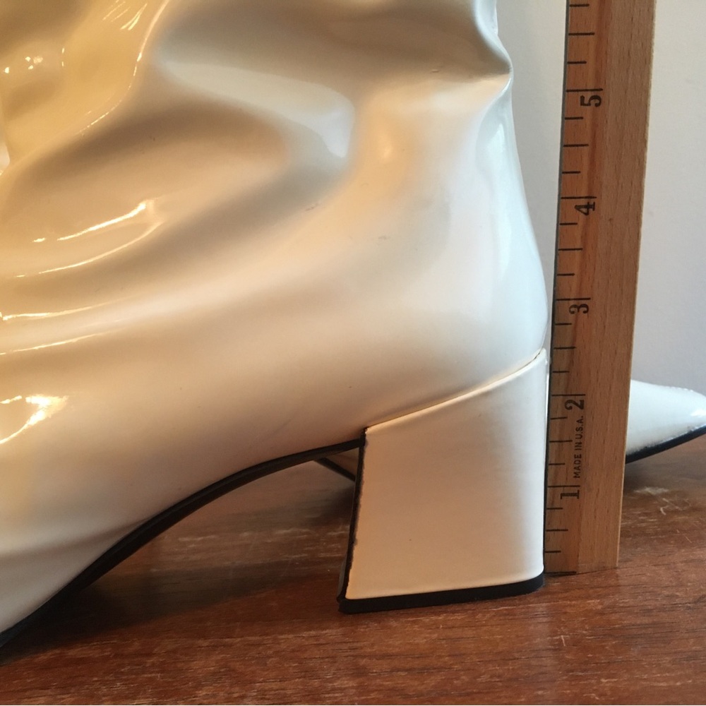 Miu Miu Prada White Patent Leather Go Go Boots Si… - image 4